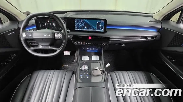 Kia K8 — интерьер