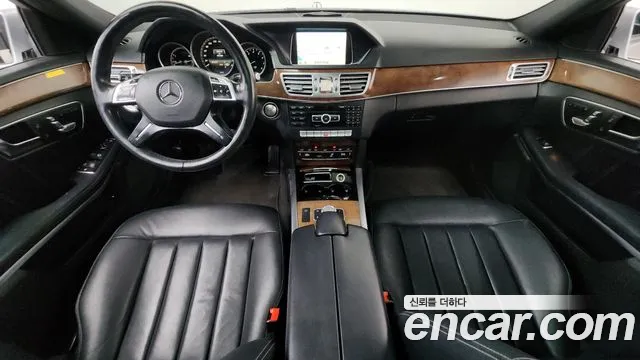 Mercedes-Benz E-класс — интерьер