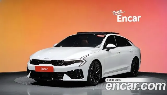 Kia K5 — экстерьер