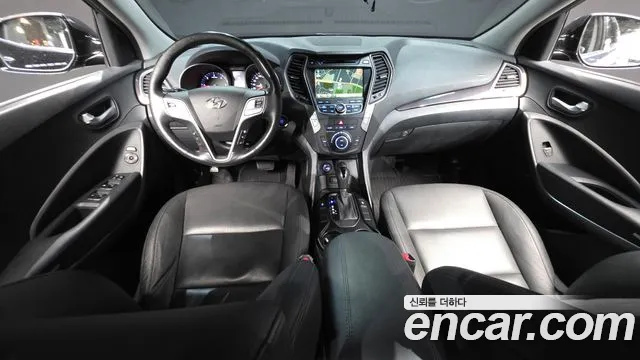 Hyundai Santa Fe — интерьер