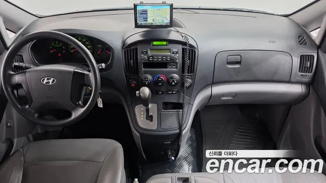 Hyundai Starex — интерьер