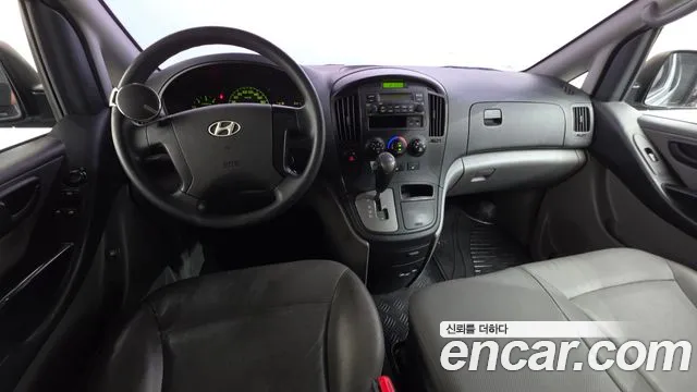 Hyundai Starex — интерьер