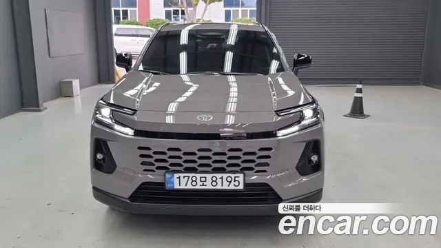 Toyota RAV4 — экстерьер