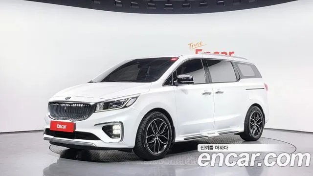 Kia Carnival — экстерьер
