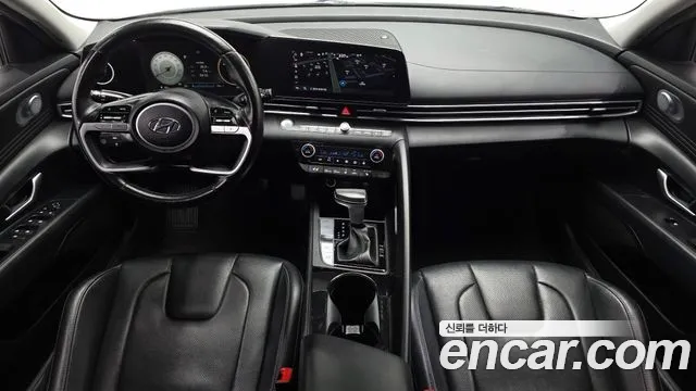 Hyundai Elantra — интерьер