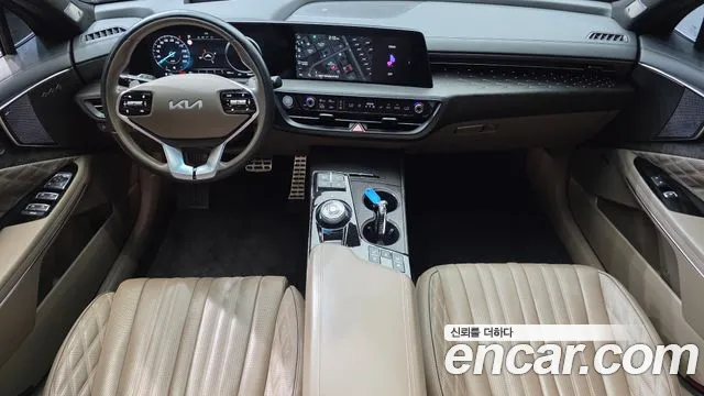 Kia K8 — интерьер