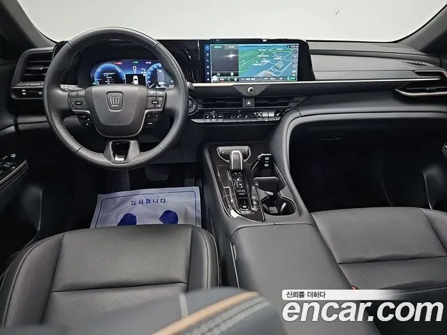 Toyota Crown — интерьер