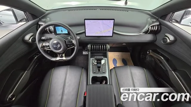 BYD Atto 3 — интерьер