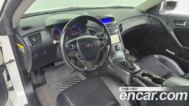 Hyundai Genesis — интерьер