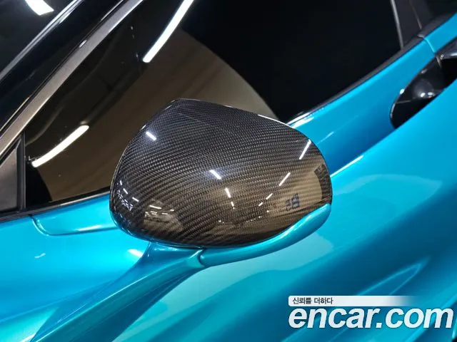 McLaren 720S — интерьер