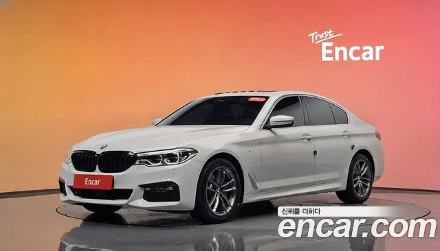 BMW 5 серия — экстерьер