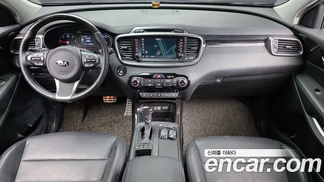 Kia Sorento — интерьер