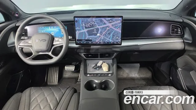 BYD Sea Lion 7 — интерьер