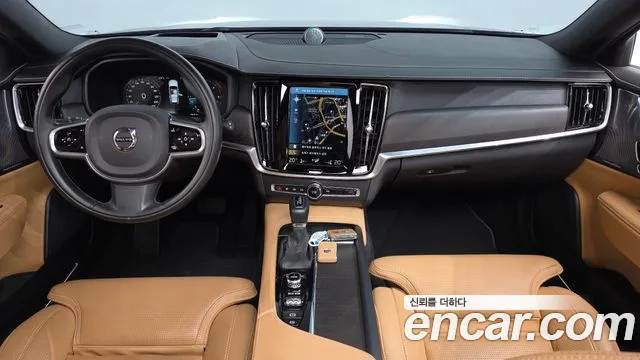Volvo V90