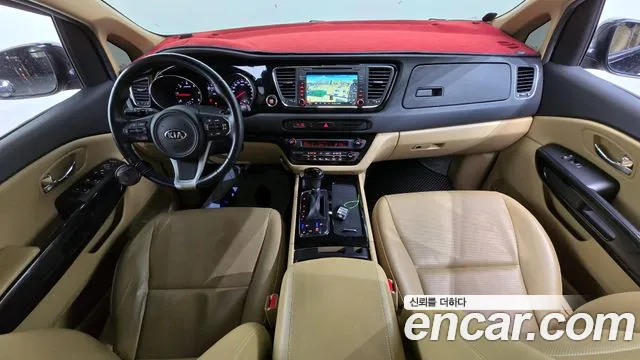 Kia Carnival — интерьер