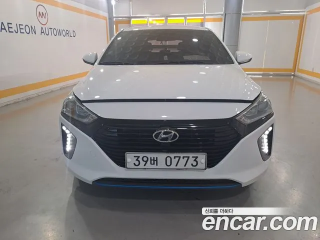 Hyundai Ioniq