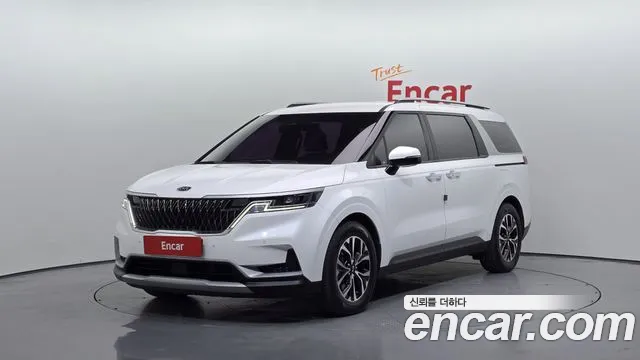 Kia Carnival — экстерьер
