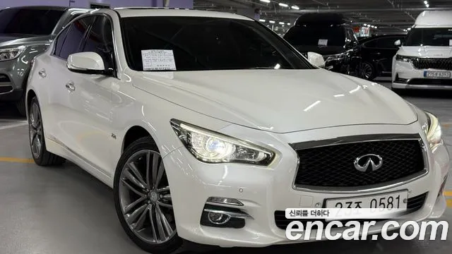 Infiniti Q50