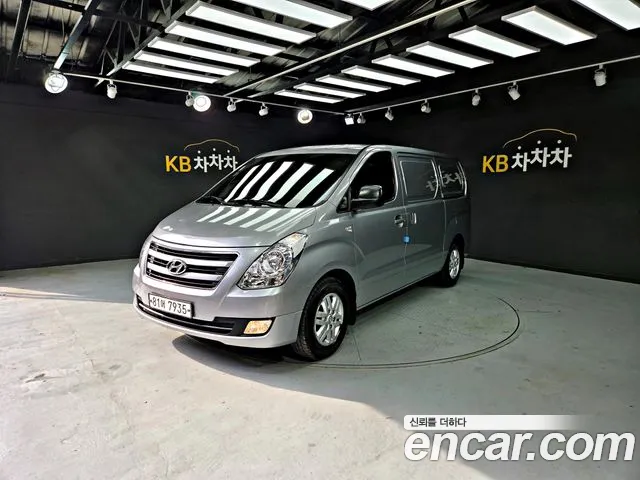 Hyundai Starex