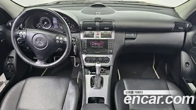 Mercedes-Benz C-класс — интерьер