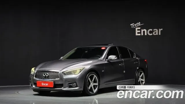 Infiniti Q50