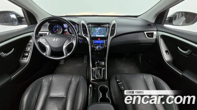 Hyundai i30 — интерьер
