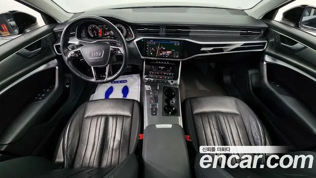 Audi A6 — интерьер