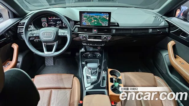 Audi A4 — интерьер