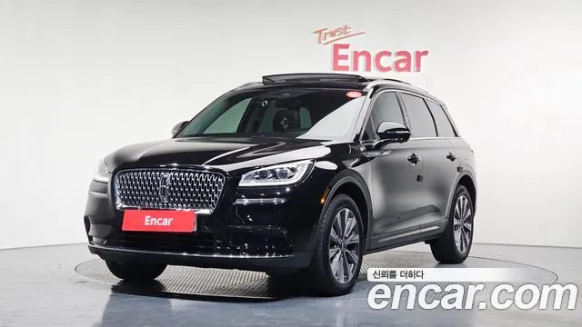 Lincoln Corsair