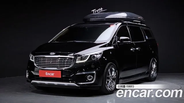 Kia Carnival — экстерьер