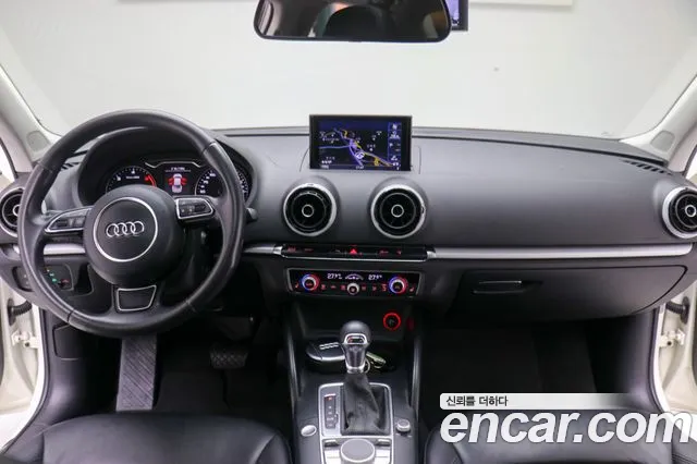 Audi A3 — интерьер