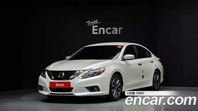 Nissan Altima