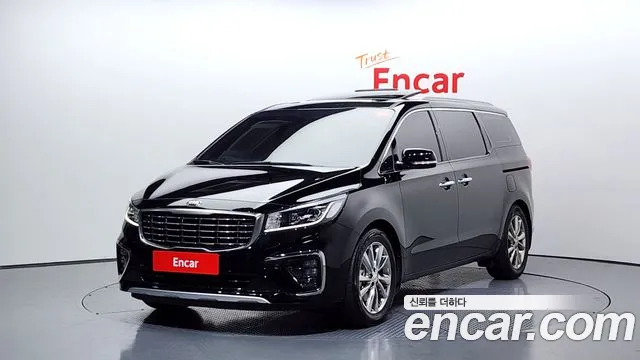 Kia Carnival — экстерьер