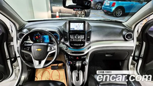Chevrolet Korea Orlando — интерьер