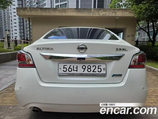 Nissan Altima — интерьер