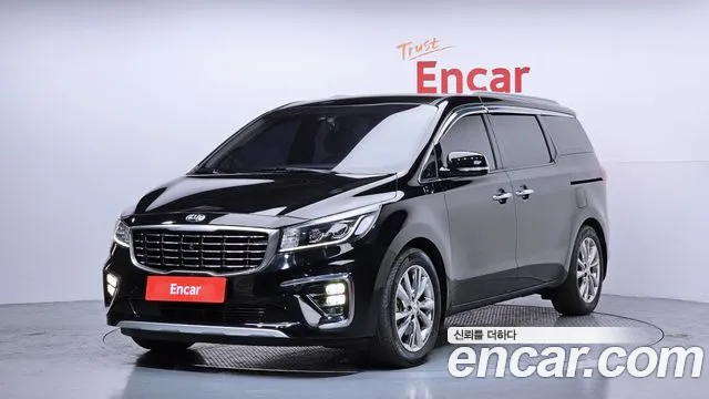 Kia Carnival — экстерьер