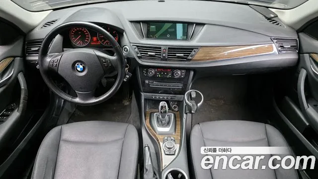 BMW X1 — интерьер