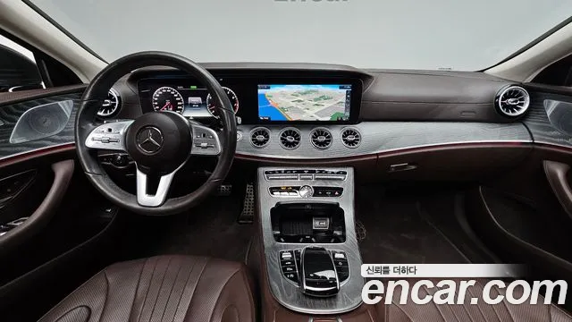 Mercedes-Benz CLS-класс — интерьер