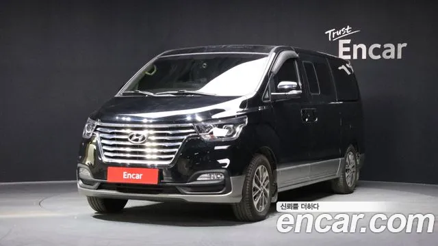 Hyundai Starex