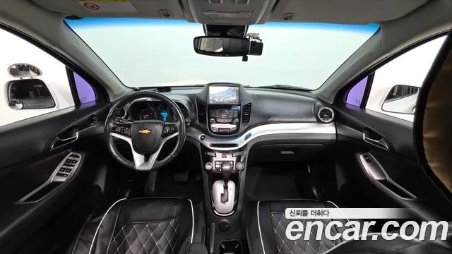 Chevrolet Korea Orlando — интерьер
