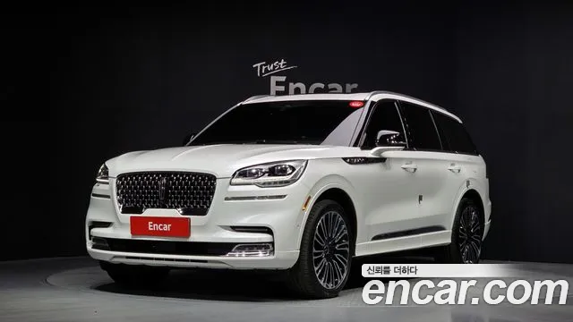 Lincoln Aviator