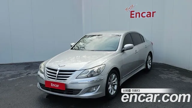 Hyundai Genesis