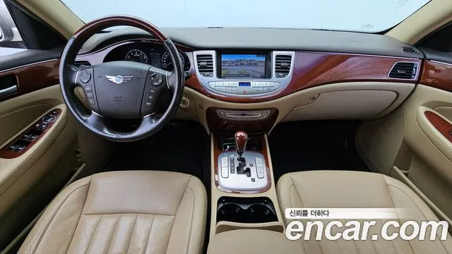 Hyundai Genesis — интерьер