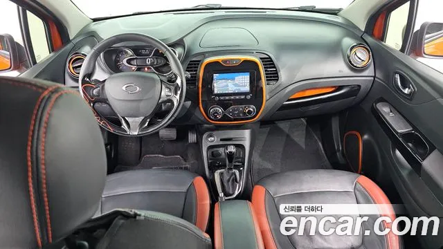 Renault Korea QM3 — интерьер