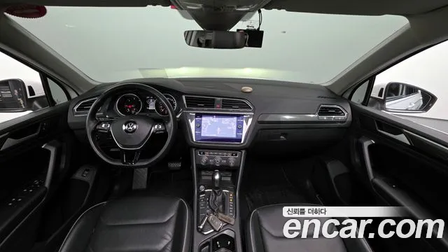 Volkswagen Tiguan — интерьер