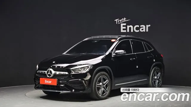Mercedes-Benz GLA-класс