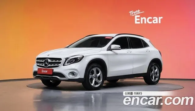 Mercedes-Benz GLA-класс