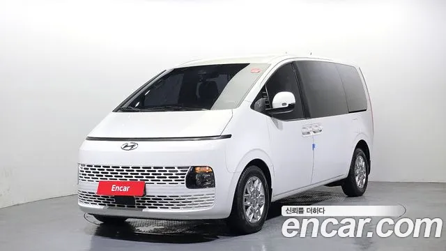 Hyundai Staria