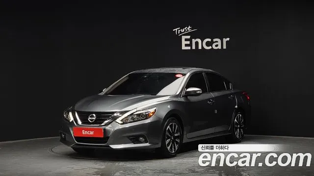 Nissan Altima