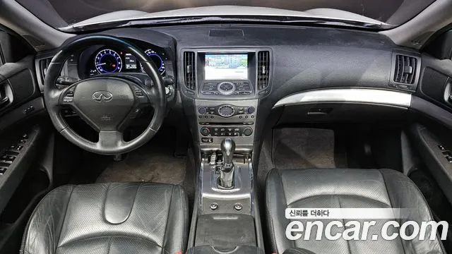 Infiniti G — интерьер